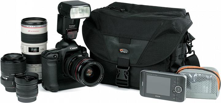 Actual product image Lowepro Stealth Reporter D300 AW (Camera shoulder bag)
