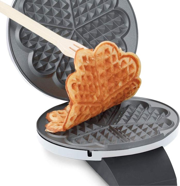 Actual product image Cloer Heart waffle iron