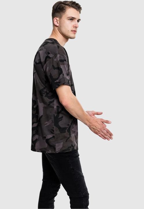 Actual product image Urban Classics Camo Oversized Tee (S)