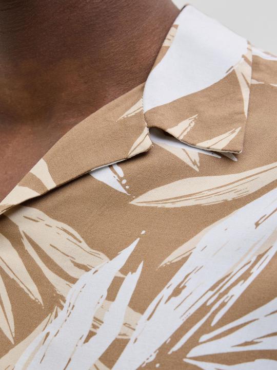 Image du produit Jack & Jones Jjejeff Tropical Aop Resort Shirt Ss Sn (S)