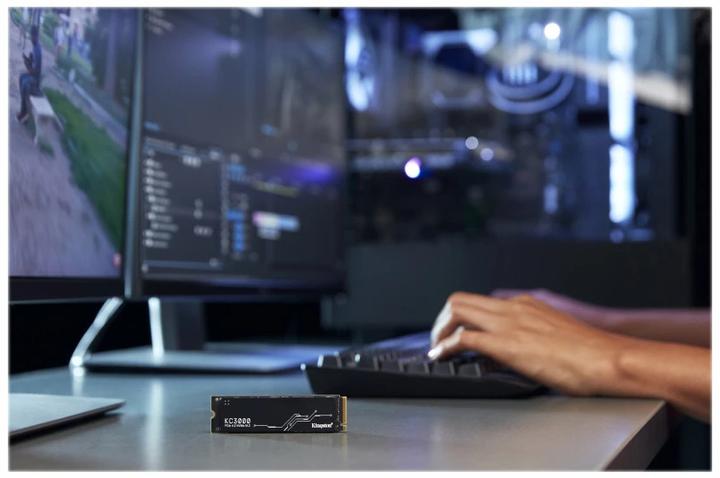 Actual product image Kingston KC3000 (2048 GB, M.2 2280)