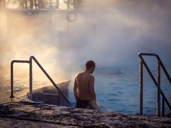 Produktbild Smartbox Leukerbad: Wellness mit Partnermassage auf 1411 Meter Höhe (2 Pers.)