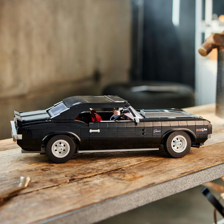 Produktbild LEGO Chevrolet Camaro Z28 (10304, LEGO Seltene Sets)