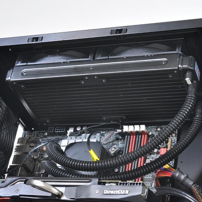 Produktbild Lian-Li Pc-V1000lb (E-ATX, mATX, ATX)