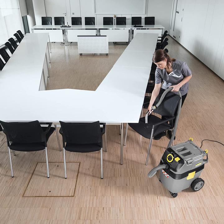 Immagine prodotto Kärcher Professional 30/1 Ap L (Aspirapolvere a umido e a secco)