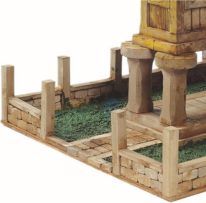 Produktbild Block Cuit. 3D Keramik-Modelbausatz -Galizischer «Hórreo» Getreidespeicher (33 x 24 x 26 cm)