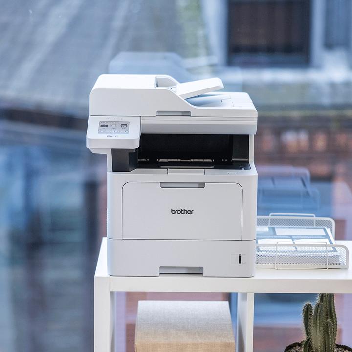 Produktbild Brother MFC-L5710DW (Laser, Schwarz-Weiss)