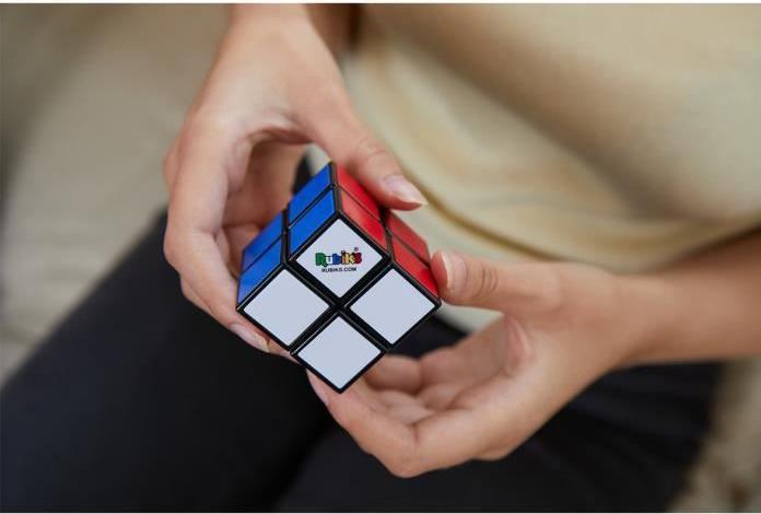 Actual product image Spin Master Cube (2 x 2)