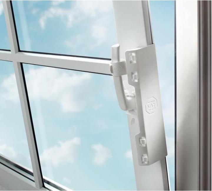 Actual product image Isi Safe Window locking