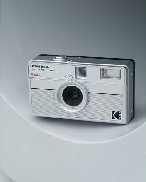 Productafbeelding Kodak Ektar H35n Camera Gestreept Zilver