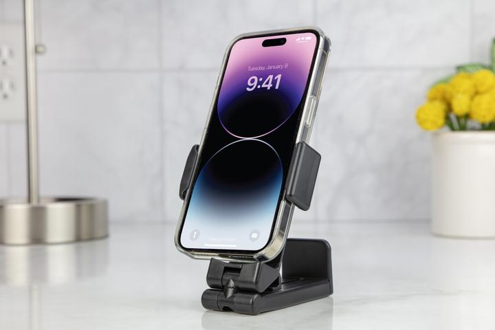 Actual product image Scosche Travel Mount