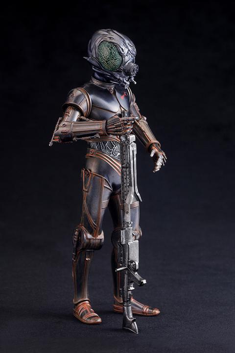 Actual product image Kotobukiya Star Wars - Episode V "4-LOM" 1/10 ARTFX+ Statue