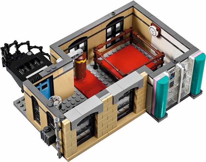 Actual product image LEGO American diner (10260, LEGO Creator Expert)