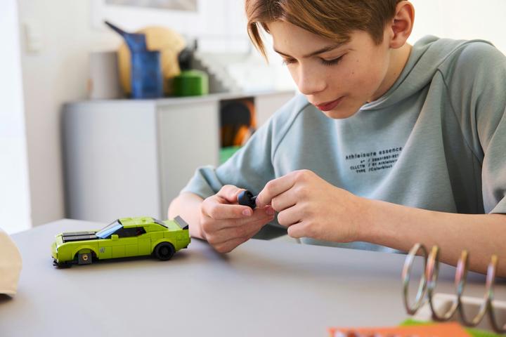 Image du produit LEGO Dodge Challenger SRT Hellcat Sportwagen (77237, LEGO Speed Champions)