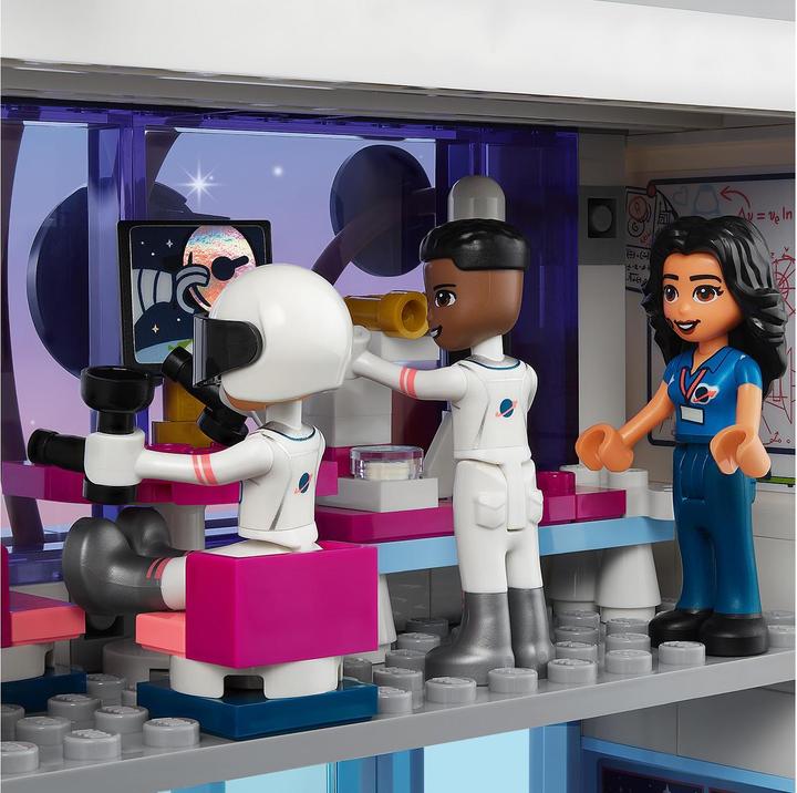 Actual product image LEGO Olivia's Space Academy (41713, LEGO Friends)