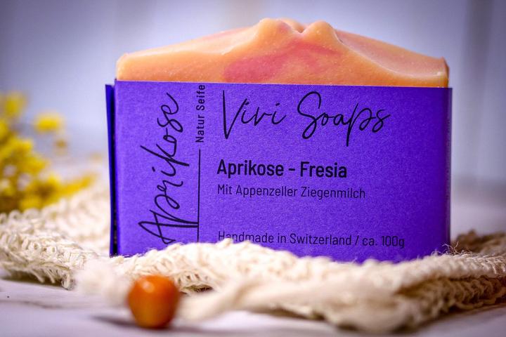 Actual product image Vivi Soaps Apricot Fresia - Goat's milk soap (Hard soap)