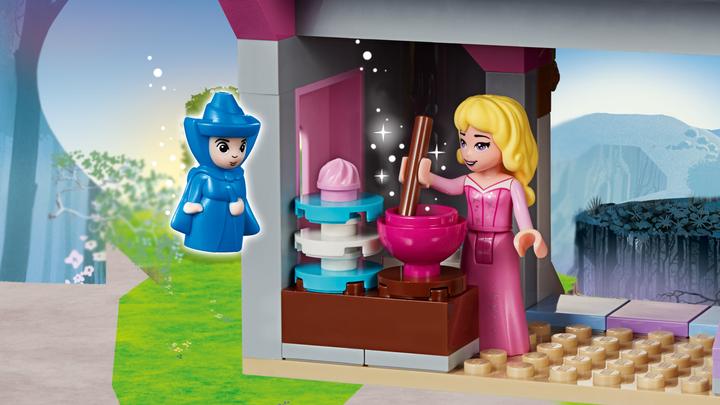 Produktbild LEGO Dornröschens Märchenschloss (41152, LEGO Disney)