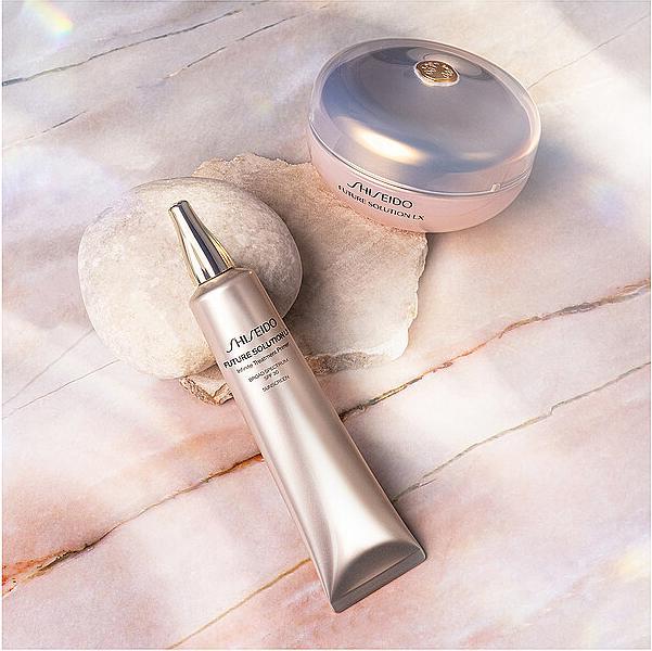 Actual product image Shiseido Future Solution LX Infinite Treatment Primer 40ml