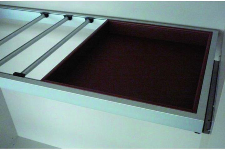 Actual product image Isys Interior pull-out system