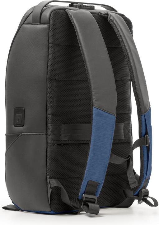 Actual product image Intempo Tekniko Magnum - Backpack with combination lock and USB port (20.50 l)