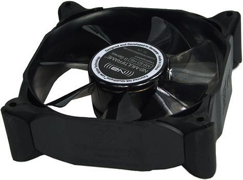 Produktbild Noiseblocker Multiframe S-Series M8-3 (80 mm, 1 x)