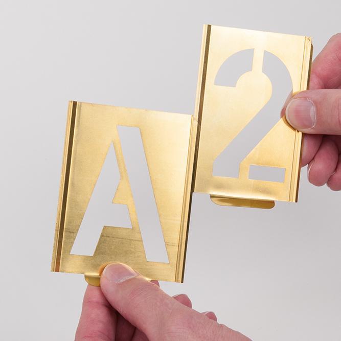 Produktbild Kukko Signierschablonensatz 327 Buchstaben A-Z Schrift-H.50mm Spezialblech