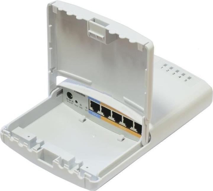 Actual product image MikroTik PowerBox, RB750P, PBr2 PowerBox 64MB RAM, 5xLAN (four with PoE, OUT), L4, outdoor, PS...