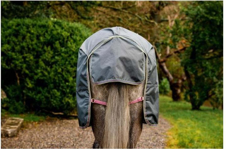 Actual product image Horseware Amigo Hero Ripstop Lite 0g rug (90 cm)