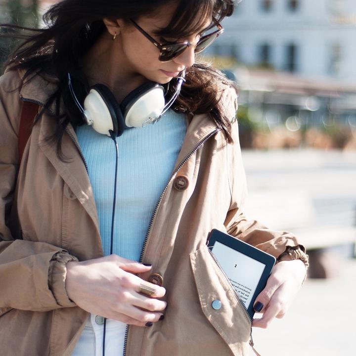 Immagine prodotto Amazon Kindle Paperwhite (2015) - Offerte speciali (6", 4 GB, Nero)