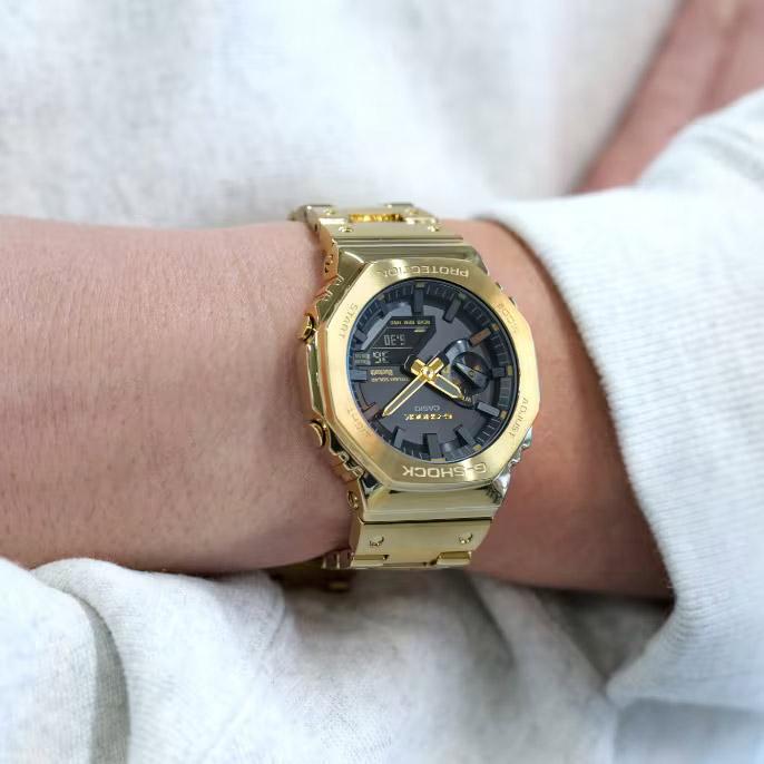 Produktbild G-Shock GM-B2100GD-9AER (Analoguhr, Chronograph, 49.80 mm)