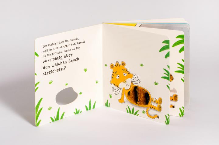 Actual product image Comfort the tiger - a feel-and-play book (German)