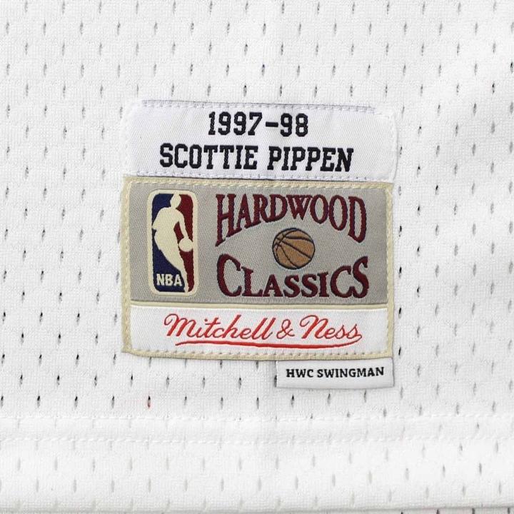 Immagine prodotto Mitchell & Ness Maglia Swingman Chicago Bulls 199798 Scottie Pippen (XXL)