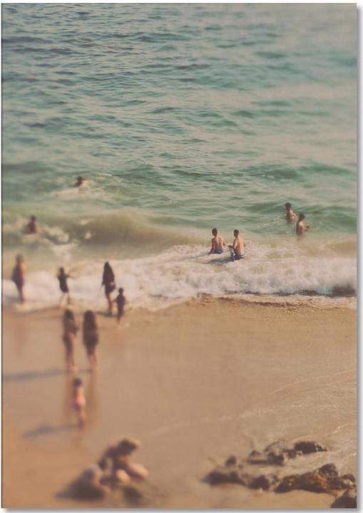 Actual product image Juniqe California Summer No.1 - Beaches (A5, Dotted)