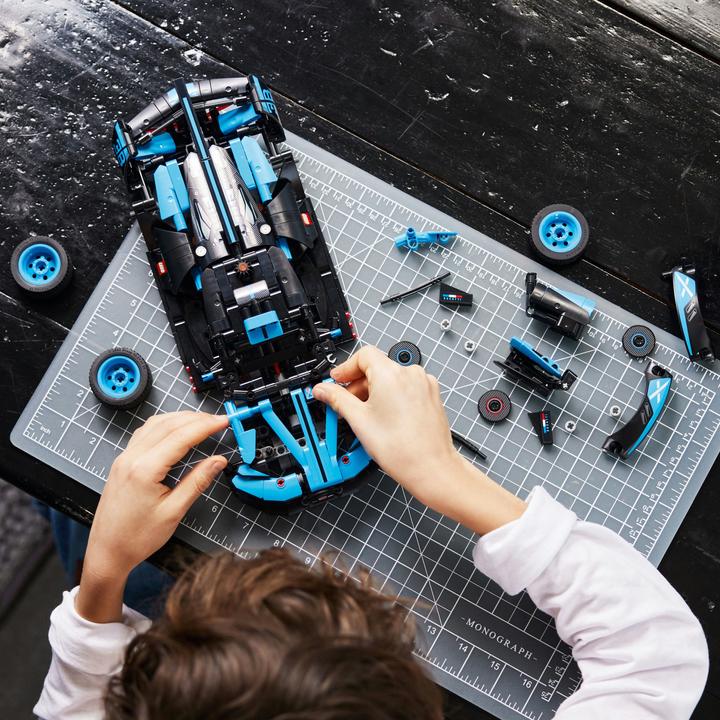 Produktbild LEGO Bugatti Bolide Agile Blue (42162, LEGO Technic)