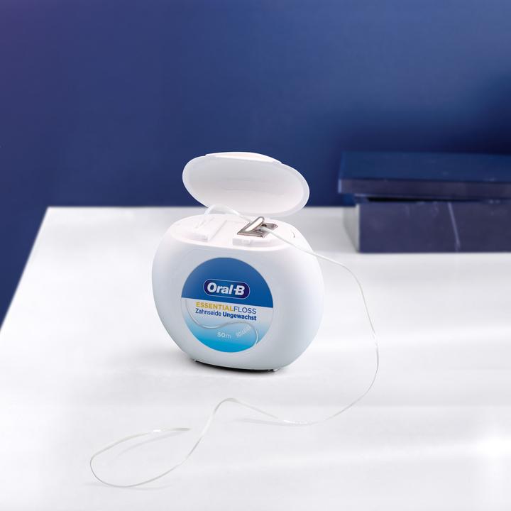 Immagine prodotto Oral-B Essentialfloss (50 m)
