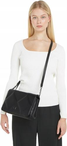 Actual product image MGA Re-Lock Quilt Shoulderbag