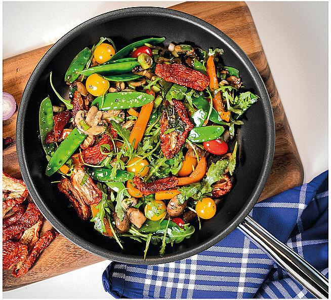 Actual product image Spring Vulcano Classic (28 cm, Frying pan, Stainless steel, Cast aluminium)