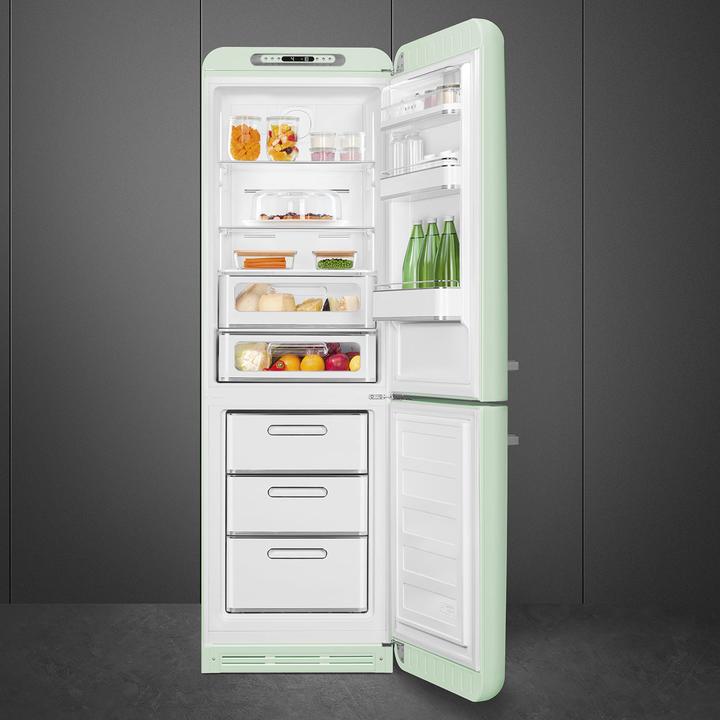 Actual product image Smeg Retro Style FAB32RPG5 (331 l)