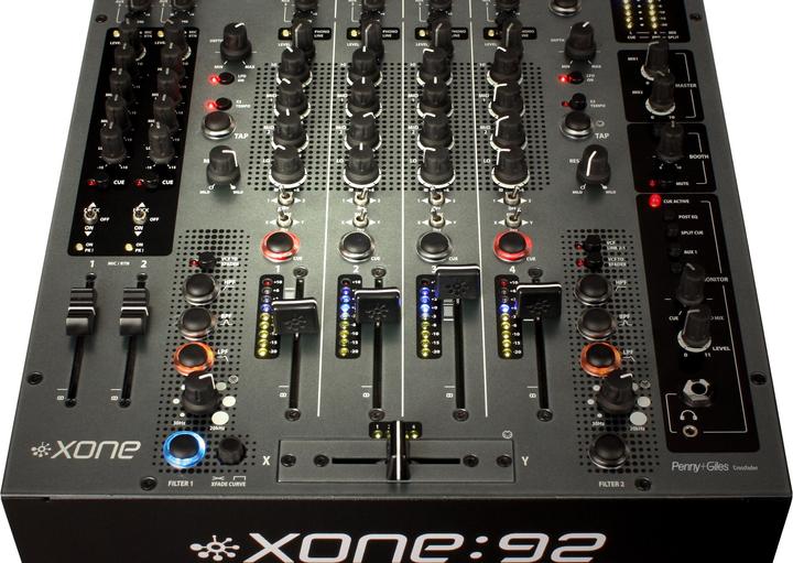 Produktbild Allen & Heath Xone:92 (Clubmixer)