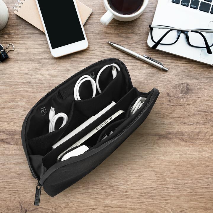 Immagine prodotto Organizzatore da viaggio City Accessory, realizzato con bottiglie di plastica riciclate