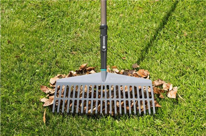 Actual product image Gardena Lawn rake 43cm