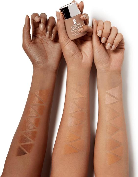 Actual product image Clinique Even Better Glow (WN 114 Golden)