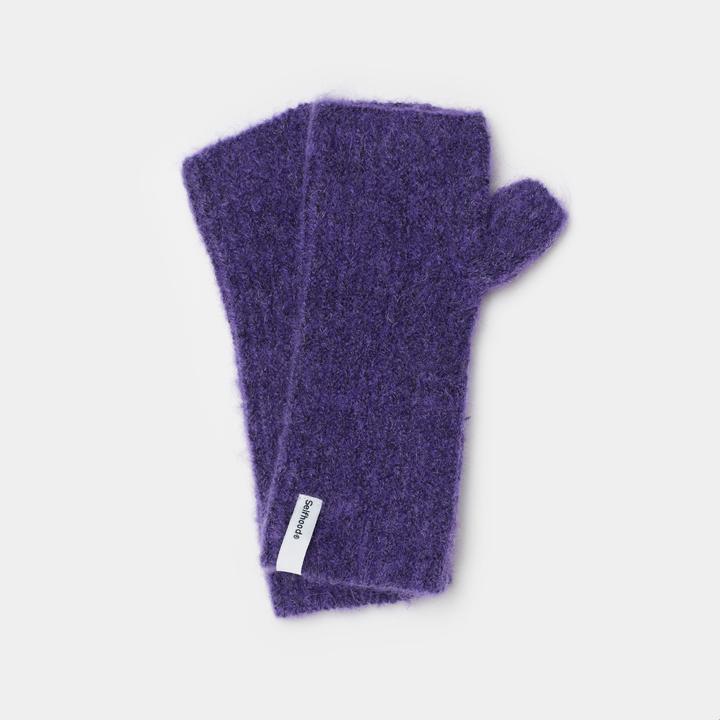Actual product image Selfhood Fluffy Half-Mittens (One size)