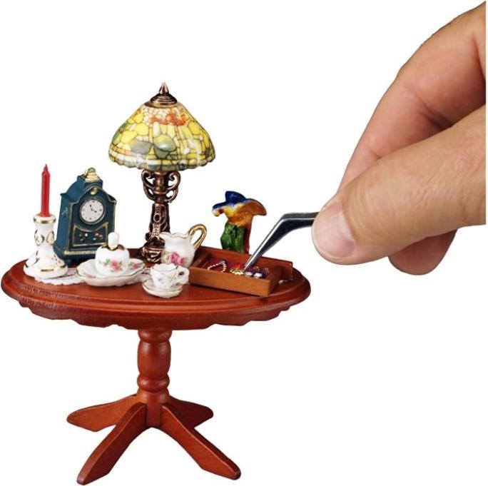 Produktbild Reutter 001.821/5 - Tisch "Antiquitäten", Miniatur (9 x 9 x 5.5 cm)