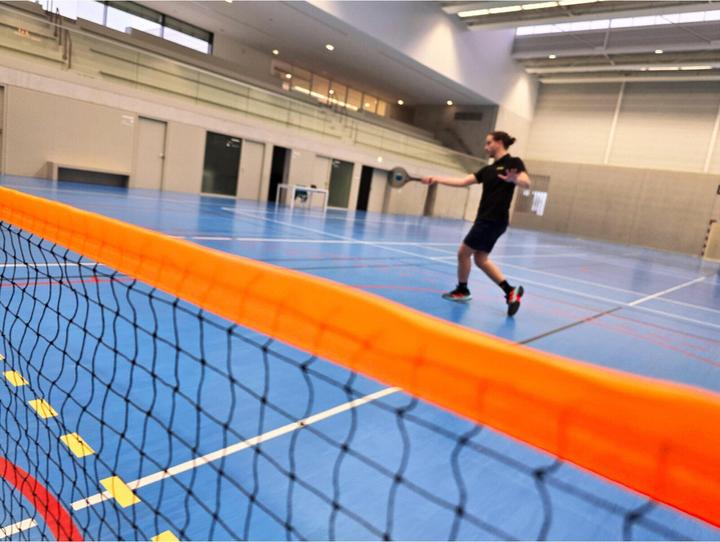 Actual product image Carrington transportable badminton net