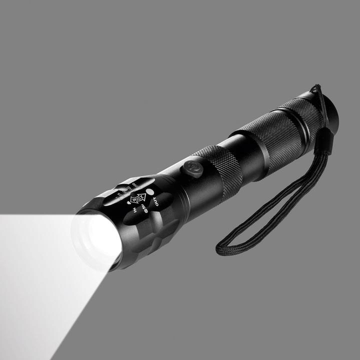 Produktbild Maxxmee Power-Taschenlampe 3.7 V 1800 mAh Schwarz (4 cm)