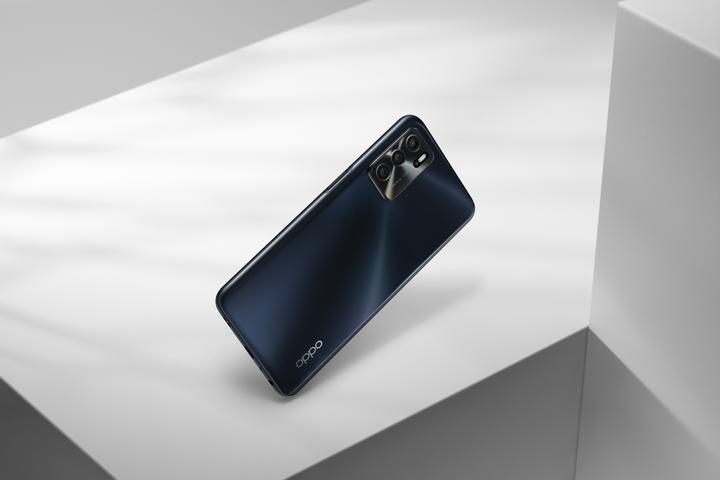 Image du produit OPPO A16s (64 Go, Noir Cristal, 6.52", Double SIM, 13 Mpx, 4G)