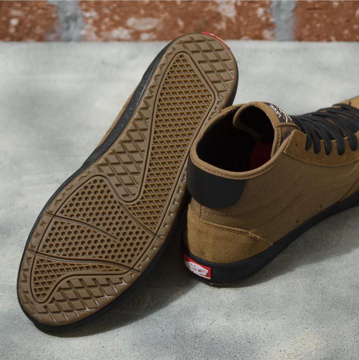 Actual product image Vans The Lizzie (38)