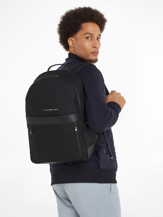 Actual product image Tommy Hilfiger Backpack / Daypack TH Elevated 1985 Backpack SP23 (16% Polyurethane, 13% Recycled polyurethane, 17% polyurethane, 54% Polyamide, 16% polyester, 13% polyester, 17% Polyamide)