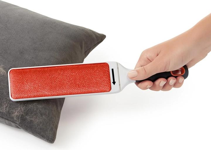 Actual product image OXO Lint remover/brush